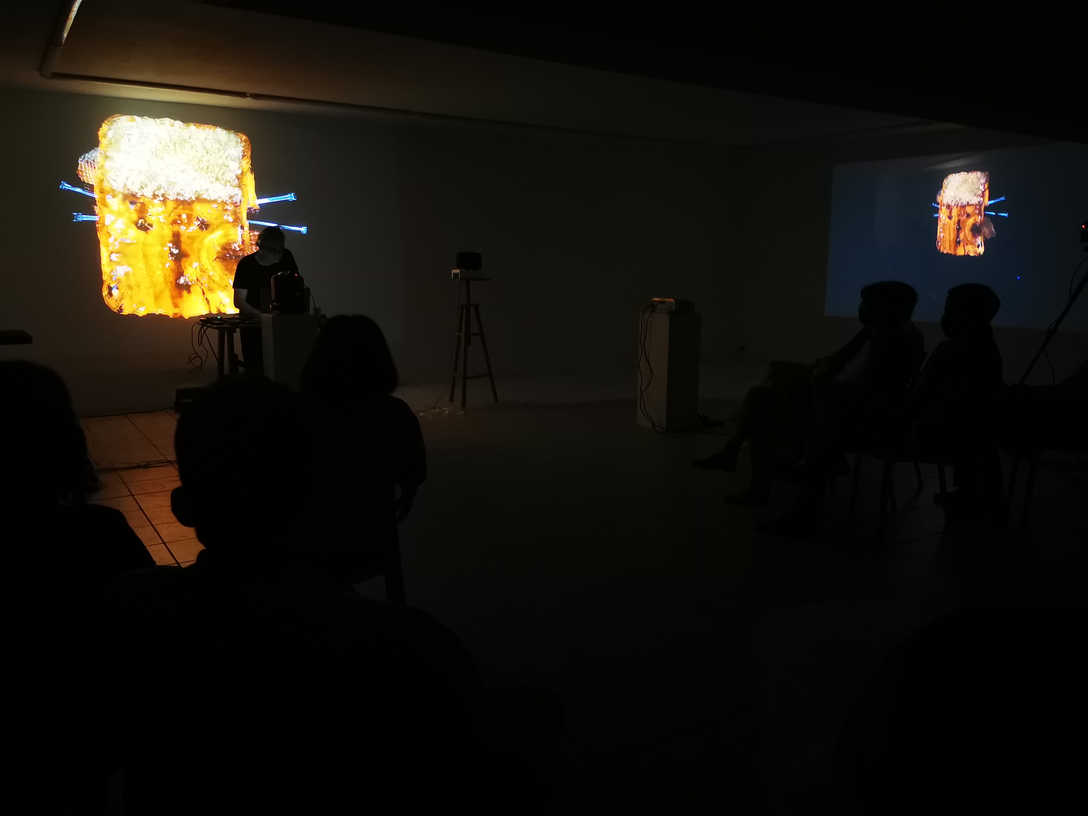 2021 Abimes Live At Le Mur Espace de création FR 04